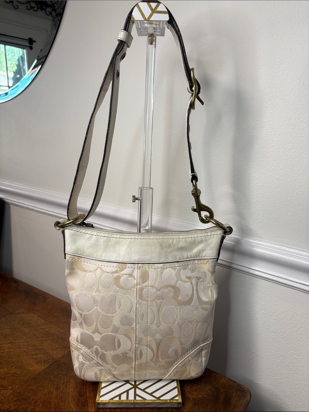 Coach Vintage Optic Signature C Crossbody/Shoulder in Jacquard w/ Leather Trim - Picture 2 of 16